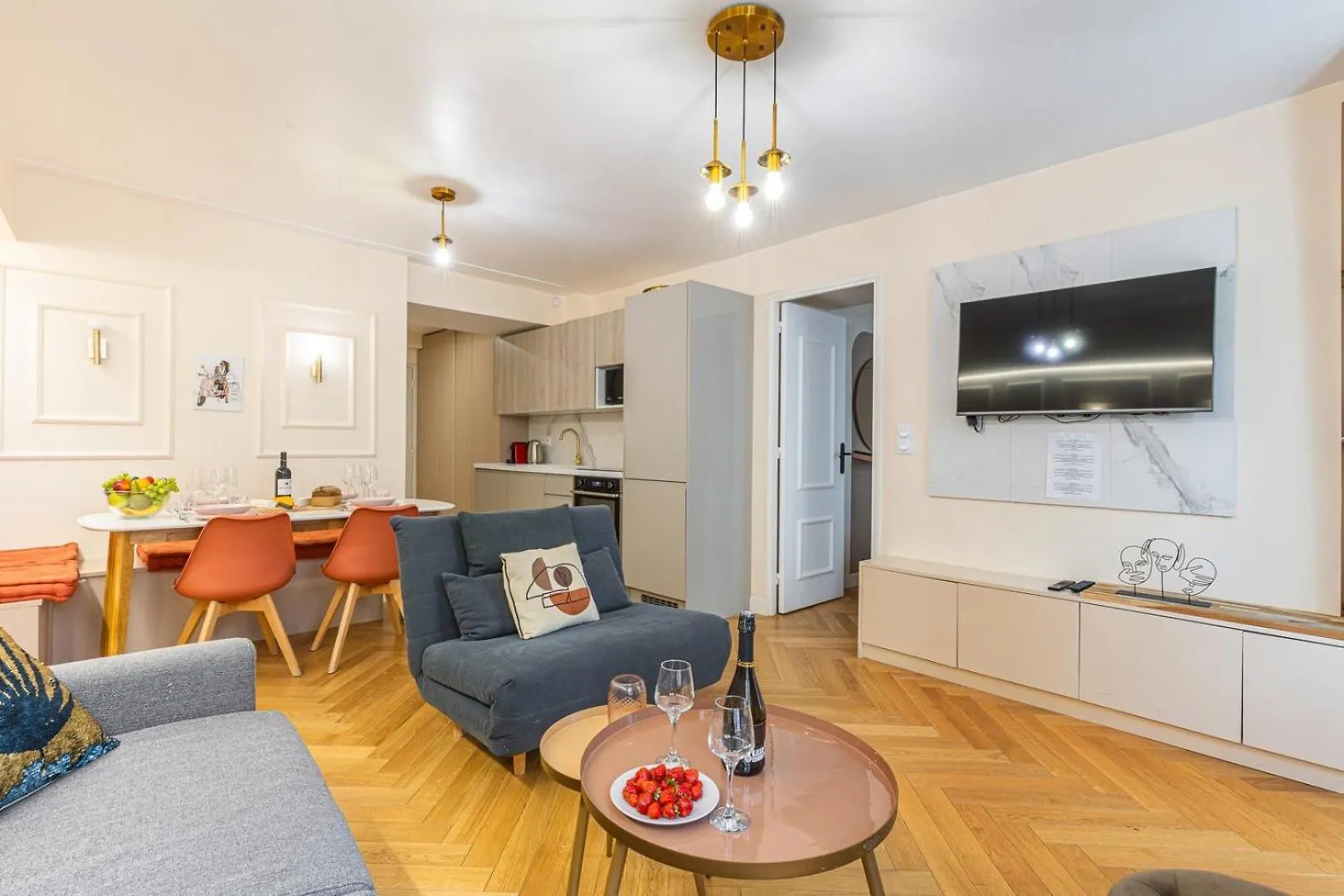 Apartment Bluestay 159 - Charmant Appartement A Paris 2