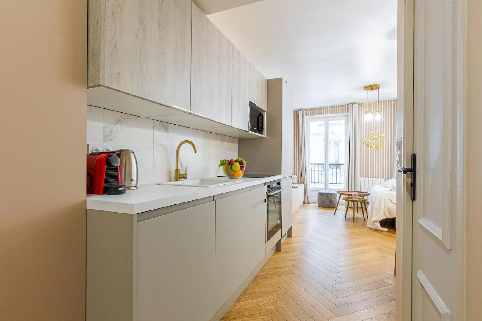 Apartment Bluestay 159 - Charmant Appartement A Paris 2